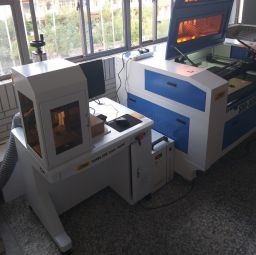 Máy cắt và khắc laser "Thị trấn Toucheng, huyện Yilan" SUII-9060 1211