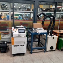 "Quận Nam Cương Đài Bắc" Máy hàn và cắt laser sợi quang cầm tay đa năng (cấp dây tự động) cho thợ hàn sắt và thép. Hệ thống lọc khói, mùi