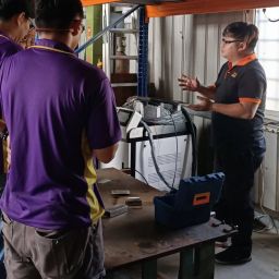 『台南市安定區』鋼鐵焊匠手持式光纖雷射焊接切割兩用機(自動送絲)